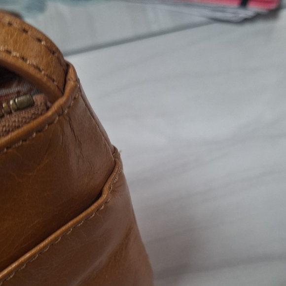 HOBO Tan Leather Crossbody Bag - Picture 6 of 12